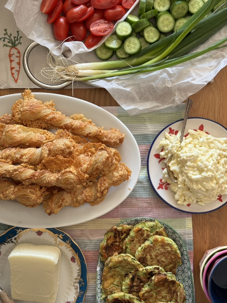 רקמה לאימהות בחופשת לידה